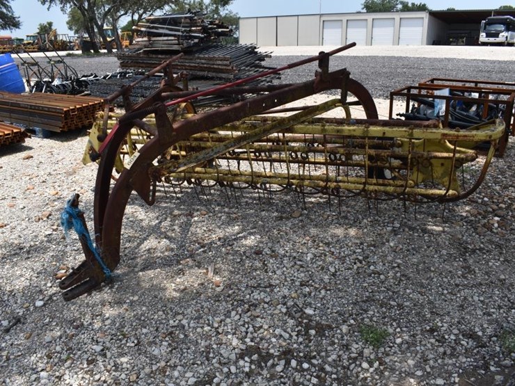 new-holland-256-image-1