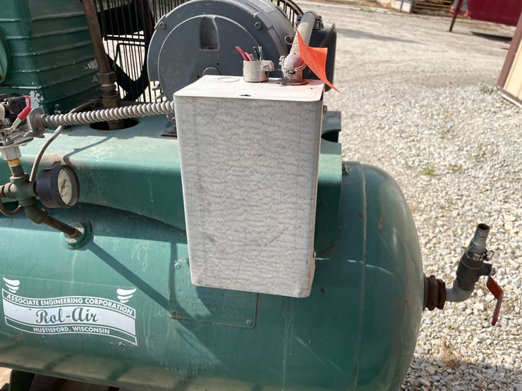 #8321-•-rol-air-3-phase-air-compressor-image-7