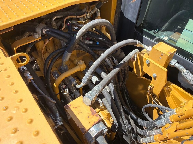 2019-caterpillar-313fl-image-23