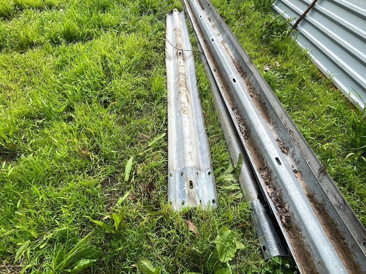 #8346-•-galvanized-guard-rail-image-5