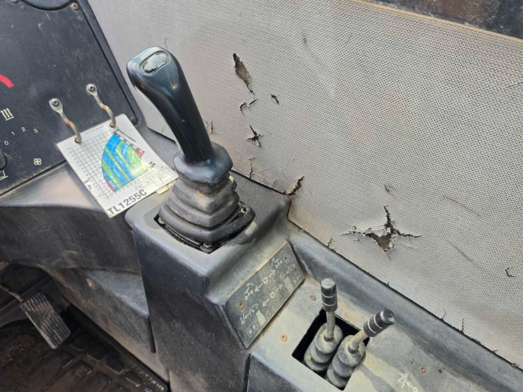 caterpillar-tl1255c-image-11