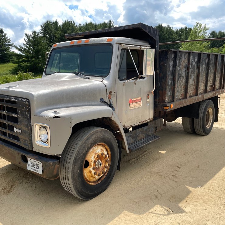 #204 • 1988 International Straight Truck (Has WI Title)