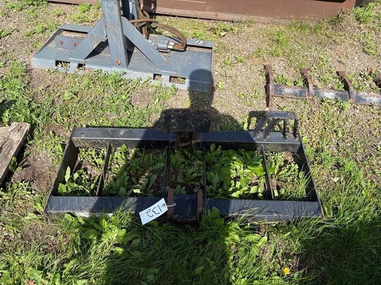 universal-attach-plate-mount-image-2