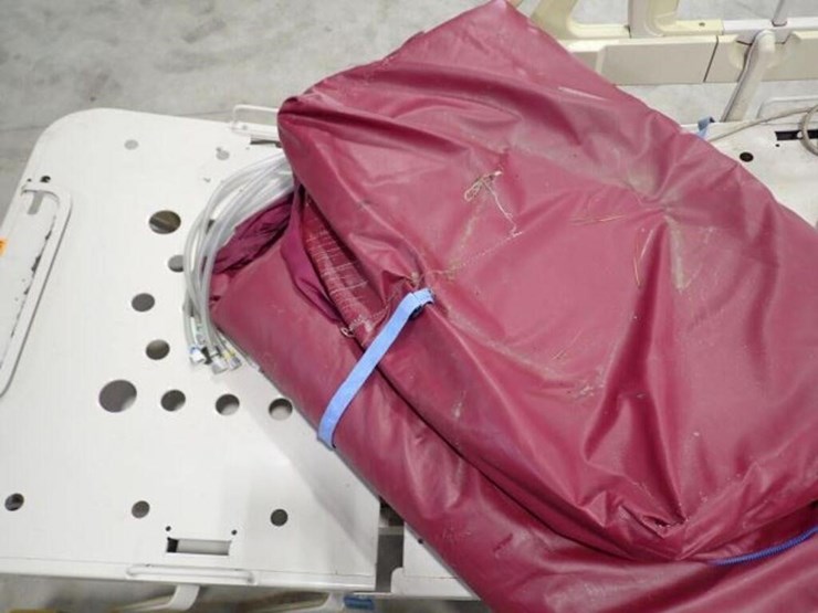 hill-rom-century-medical-bed-image-22