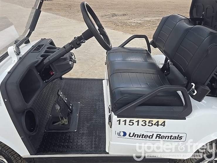 2022-evolution-classic-4-pro-electric-cart-4-seater-image-25