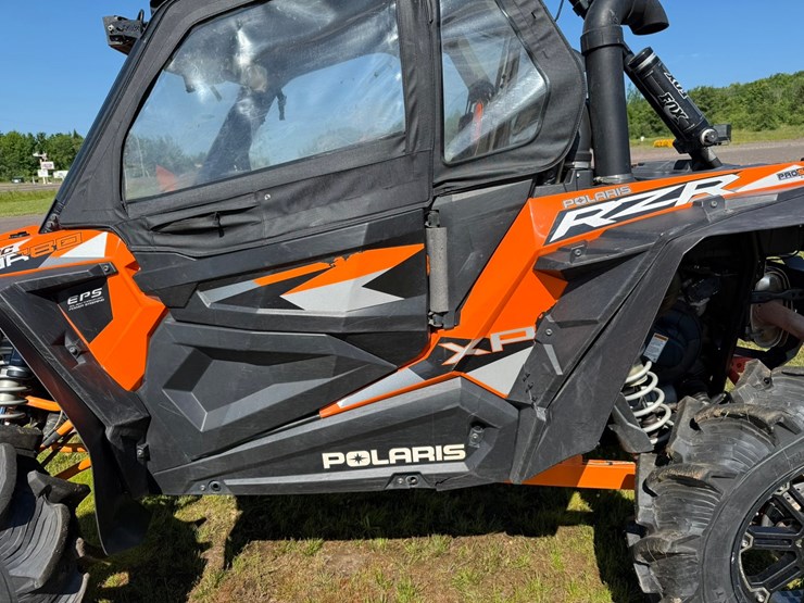#1429-•-2015-polaris-rzr-4x4-utv-image-30