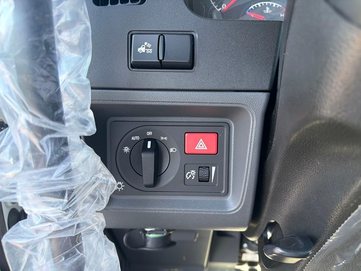 2026-kenworth-t280-image-33