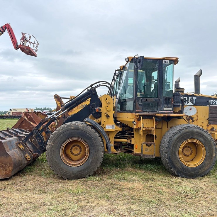 CATERPILLAR IT28