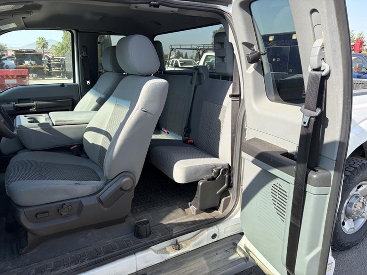 2012-ford-f250-image-14