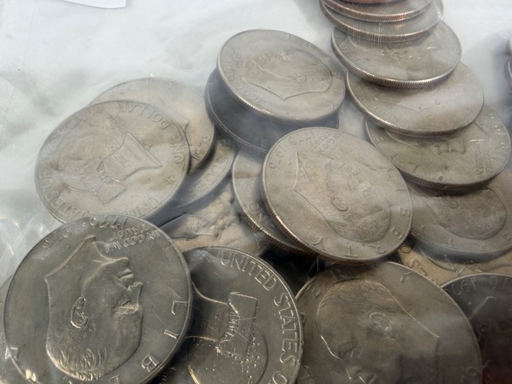 #40035-•-(50)-1776-1976-bicentennial-one-dollar-coins-image-6