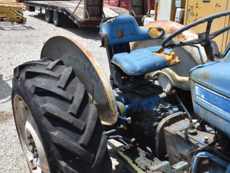 ford-3000-image-6