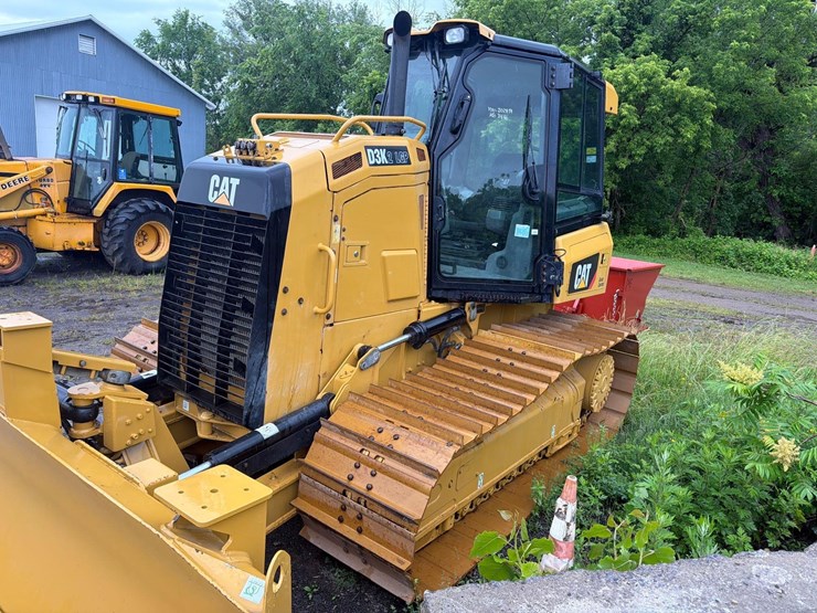 2018-caterpillar-d3k2-lgp-image-4