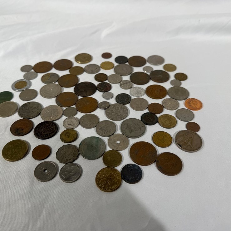 #40042 • MISCELLANEOUS FOREIGN COINS