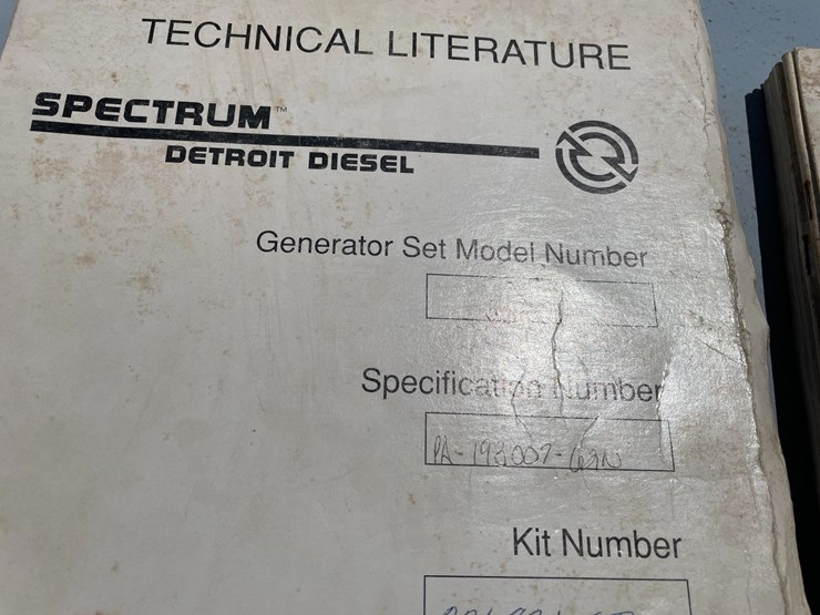 #2896-•-30kw-spectrum-detroit-diesel-generator-image-59