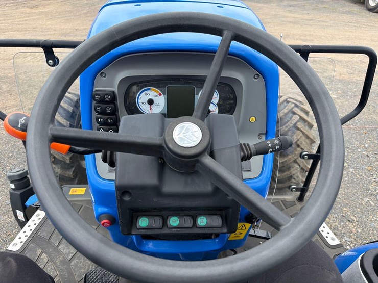 new-holland-workmaster-120-image-15