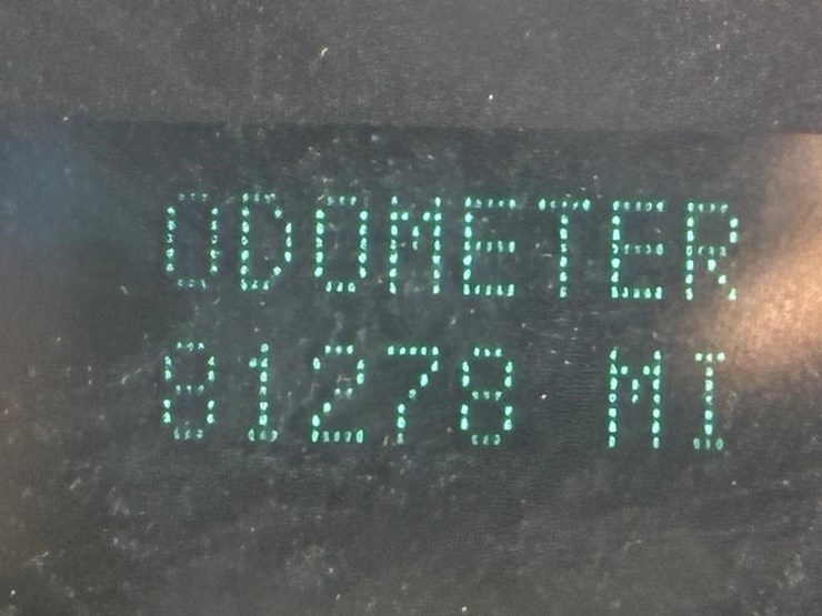 2012-chevrolet-silverado-2500-image-17
