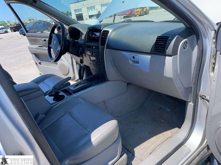 2006-kia-sorento-lx-image-18