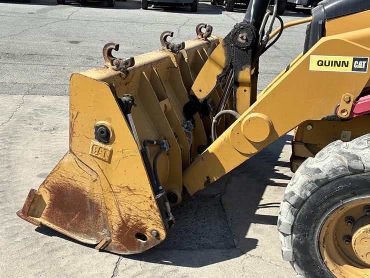 2014-caterpillar-430e-image-8