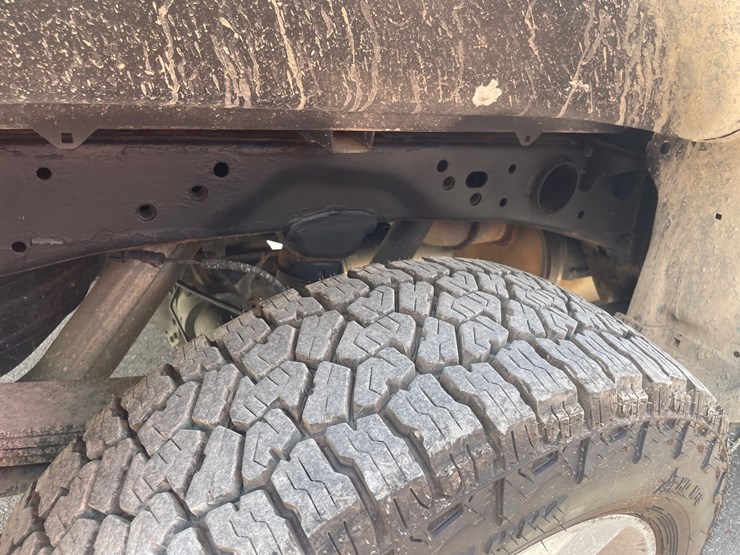 2019-chevrolet-2500-image-20