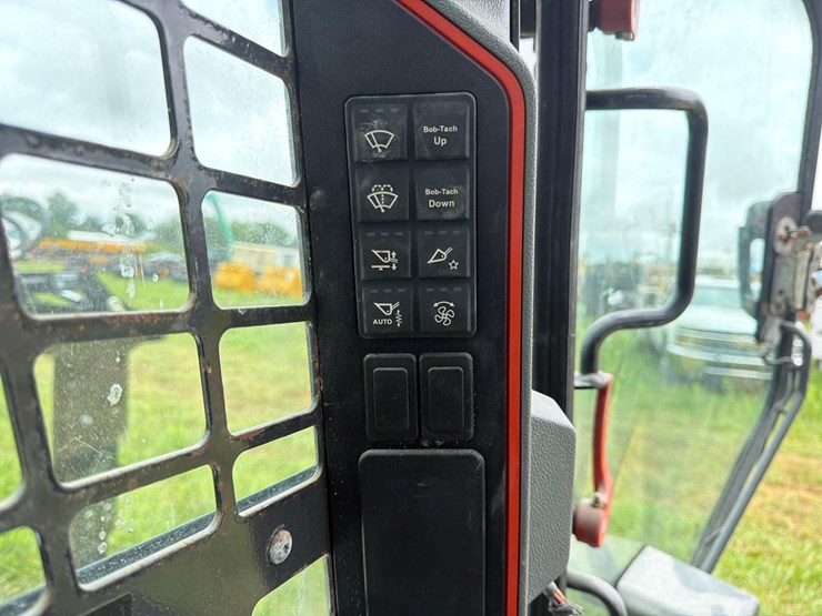 2022-bobcat-s66-image-20