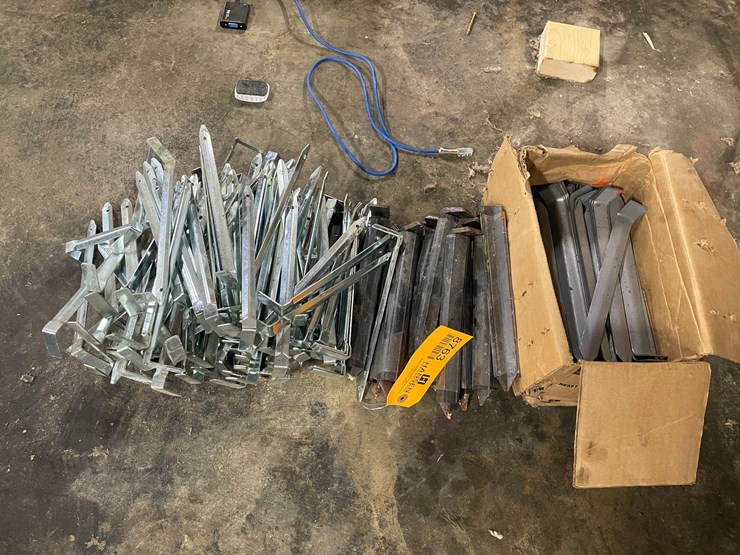 #8763-•-various-landscape-stakes-image-1