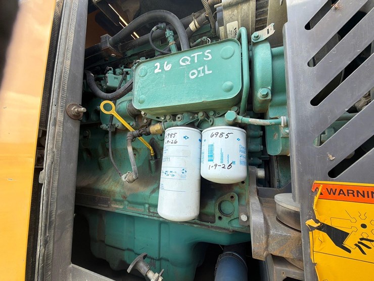 volvo-ew180b-image-12