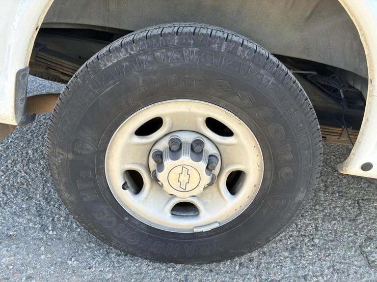 2008-chevrolet-express-3500-image-6