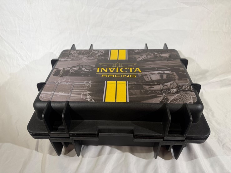 #84579-•-box-of-invicta-watches-image-13
