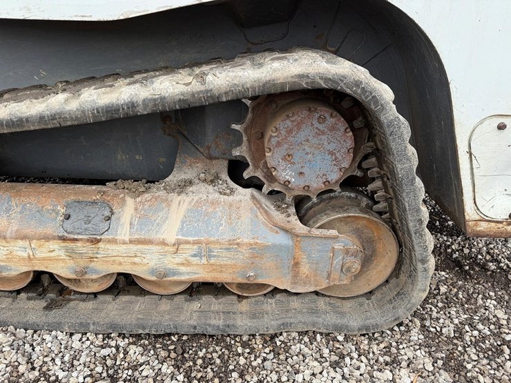 2022-takeuchi-tl12r2-image-19