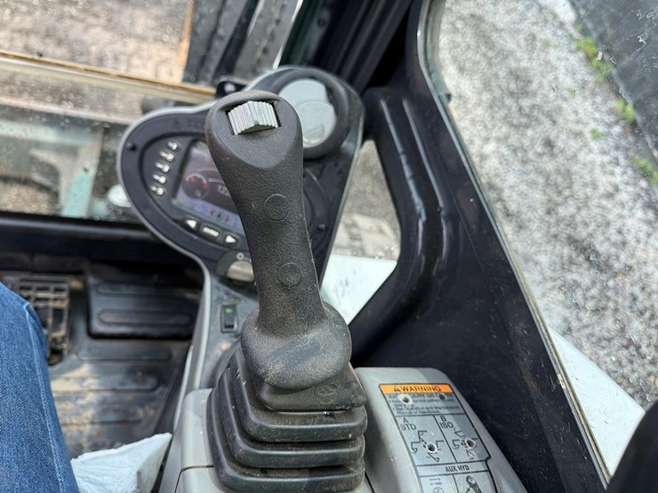 2019-bobcat-e55-image-22