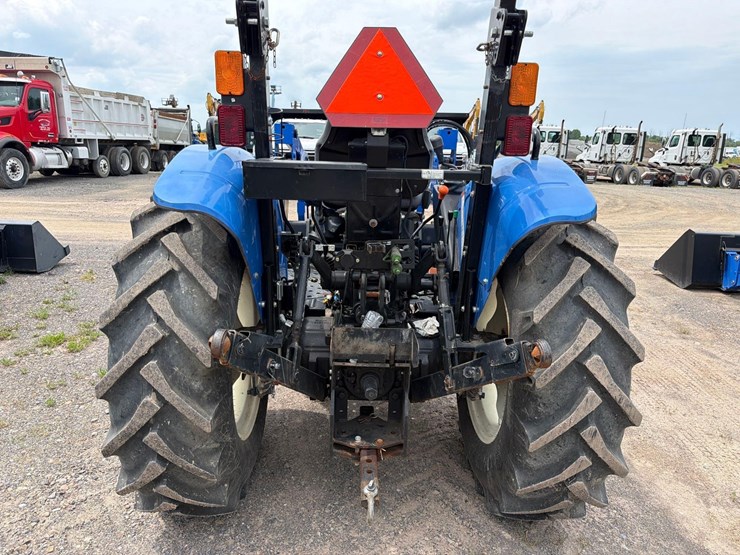 2016-new-holland-workmaster-60-image-7