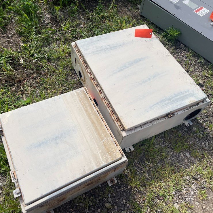 #8333 • (2) Electrical Panels