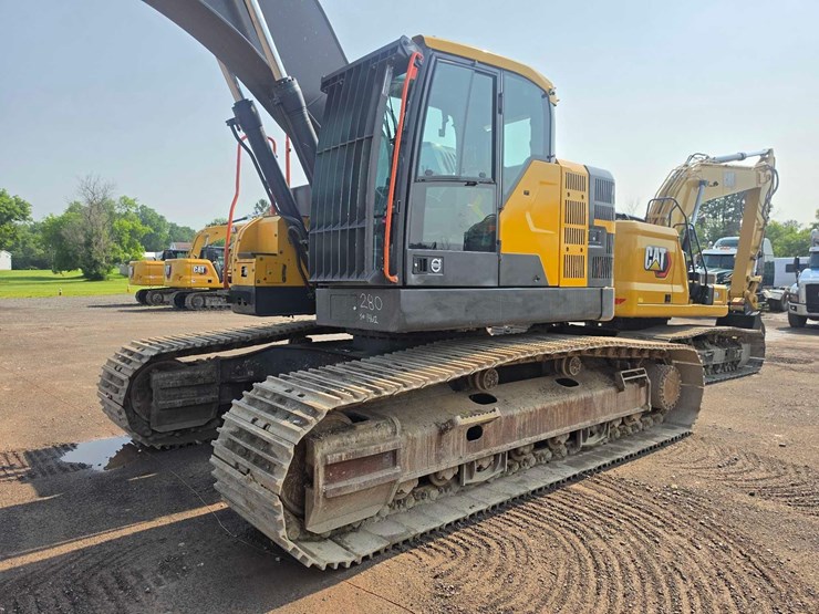 2022-volvo-ecr355el-image-2
