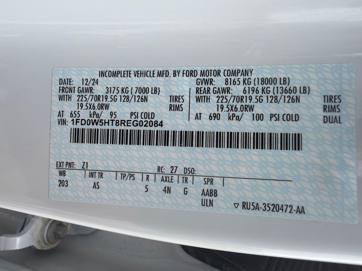 2024-ford-f550-image-23