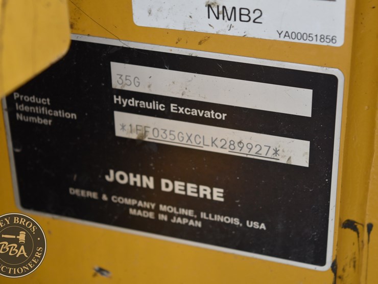 2020-deere-35g-image-29