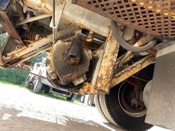 2010-international-durastar-4400-image-38