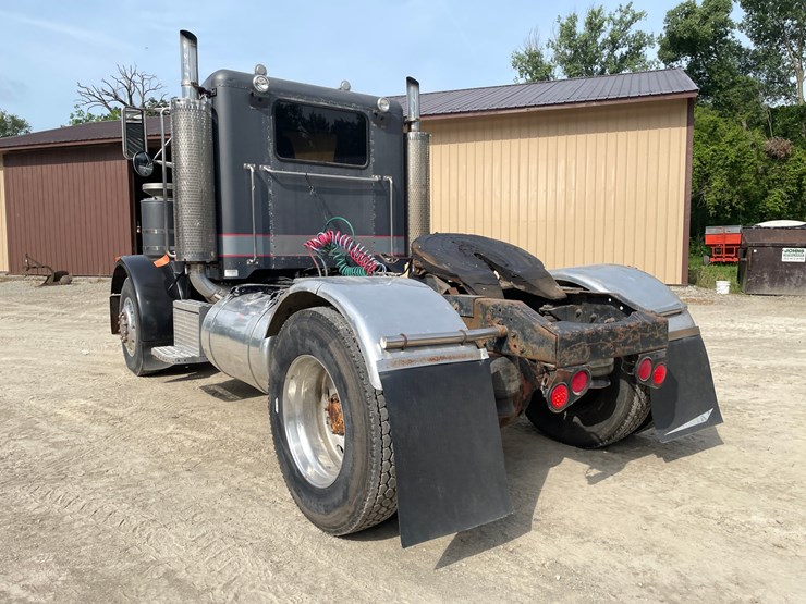 peterbilt-379-image-7