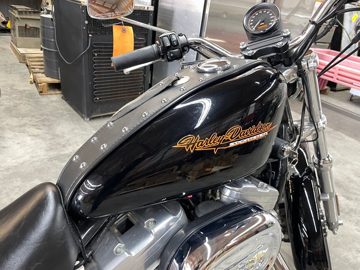 #300-•-2000-harley-davidson-883-sportster-(has-wi-title)-image-24