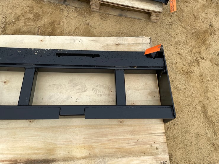#2002-•-new-wolverine-pallet-fork-frame-image-8