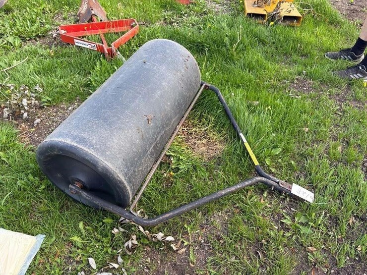 3'-lawn-roller-image-3
