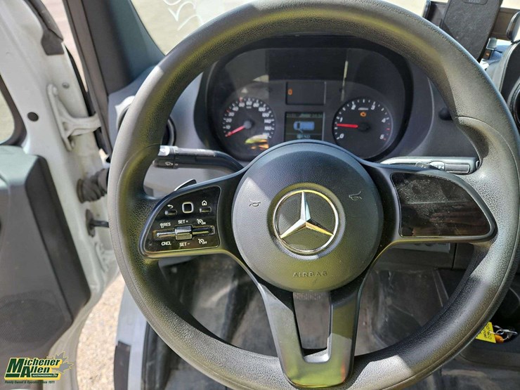 2020-mercedes-benz-sprinter-c240-turbo-diesel-cargo-van-image-17