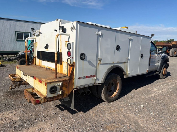 2016-ford-f550-image-4