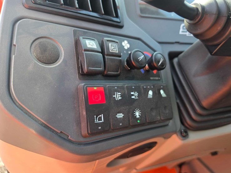 jlg-1255-image-13