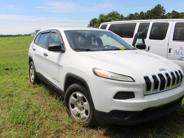2014-jeep-cherokee-image-1