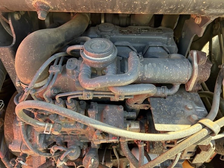 2013-bobcat-t590-image-27