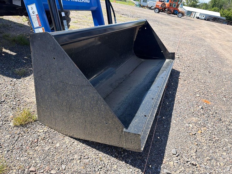 new-holland-workmaster-35-image-10