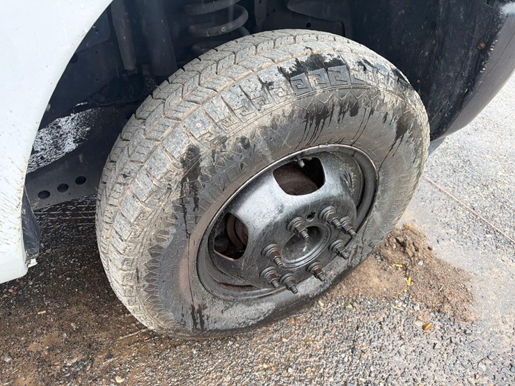 2022-dodge-3500-image-10