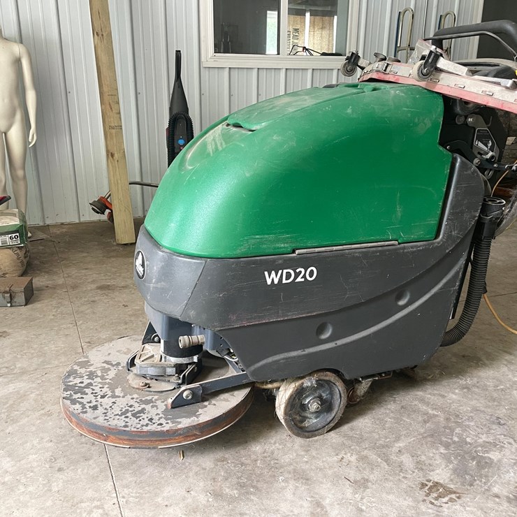 #10716 • Bulldog WD20 Floor Scrubber