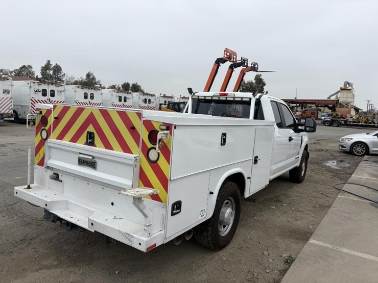 2017-ford-f350-image-3