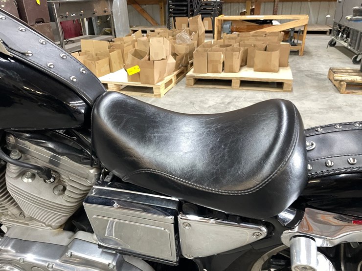 #300-•-2000-harley-davidson-883-sportster-(has-wi-title)-image-17